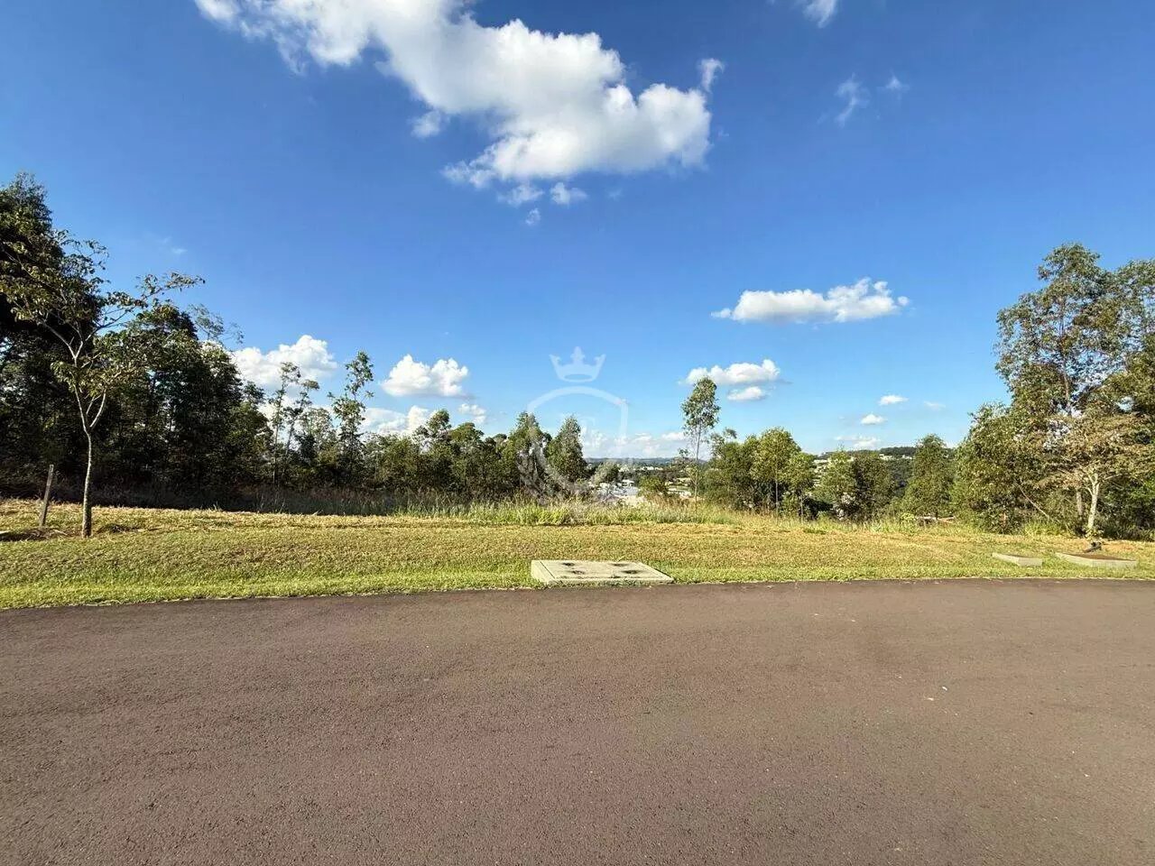 Terreno à Venda no Condomínio Terras de São José II