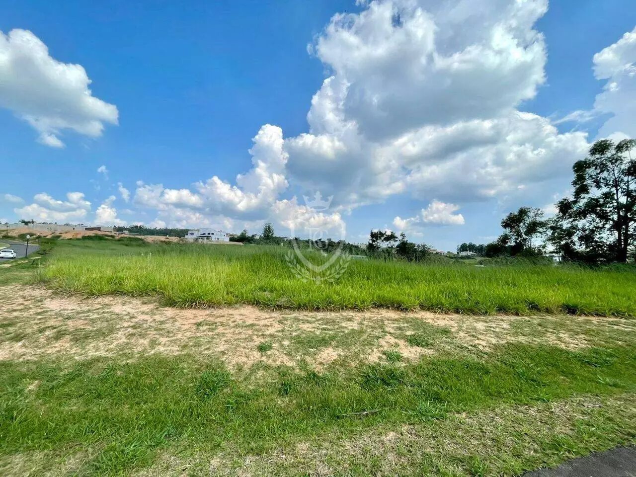 Terreno à Venda no Condomínio Terras de São José II