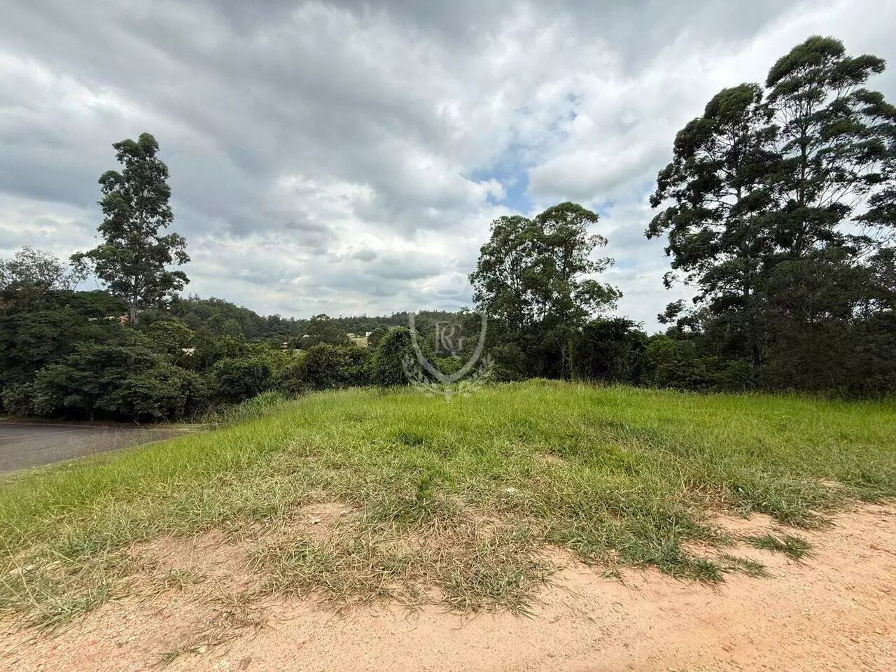 Terreno à Venda no Condomínio Terras de São José II