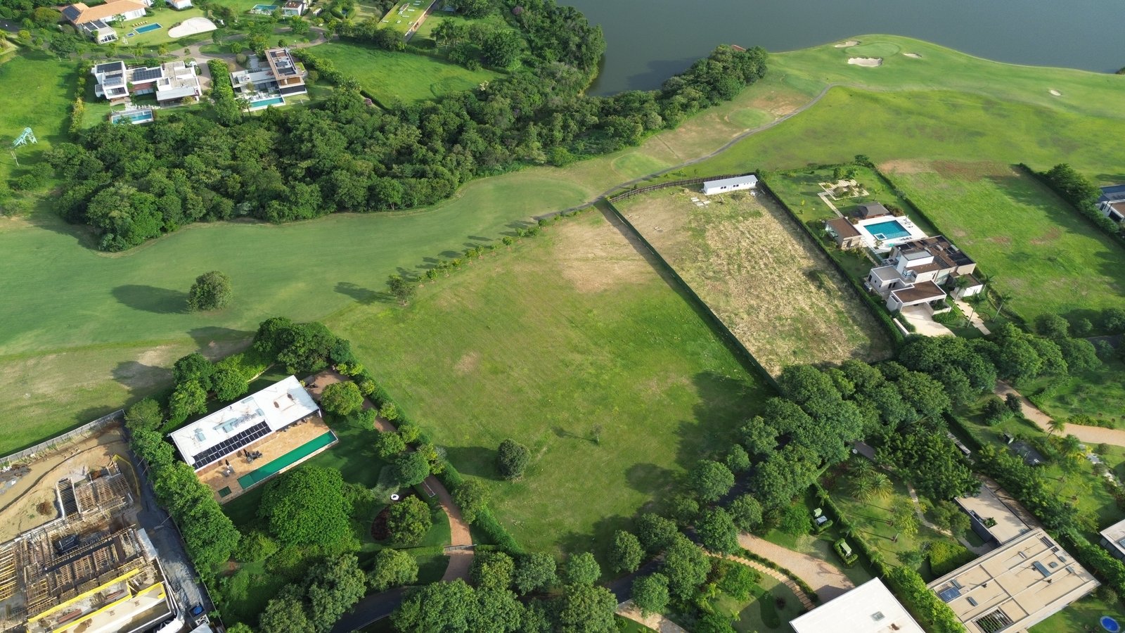 Terreno à Venda no Condomínio Fazenda Boa Vista