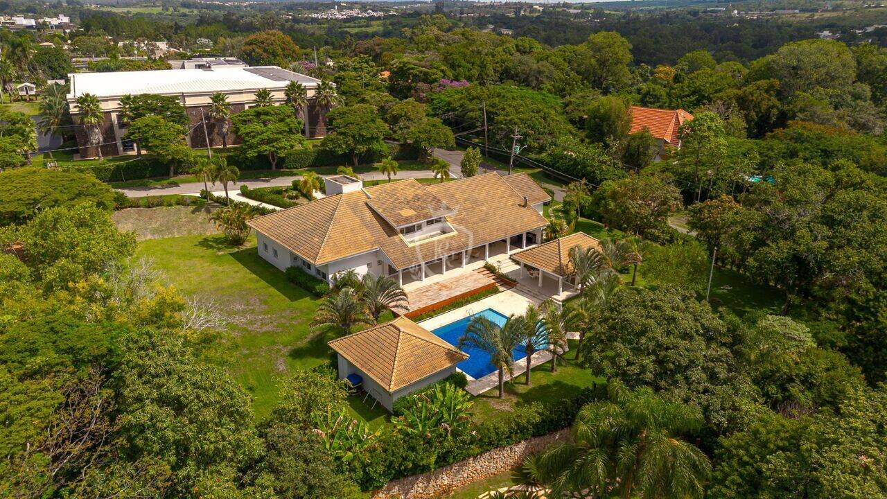 Casa com 4 Suítes à Venda no Condomínio Terras de São José