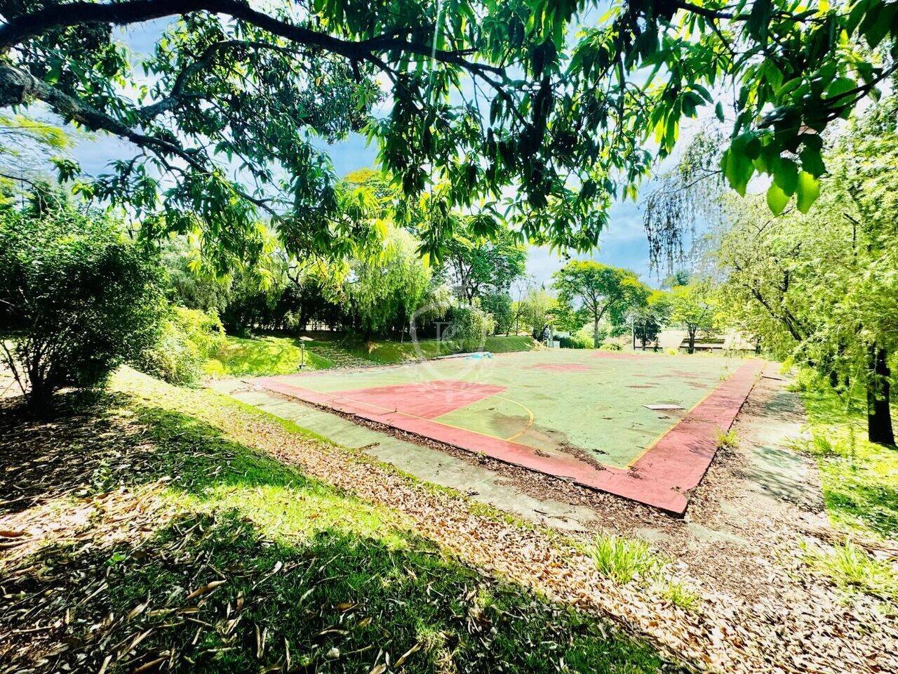 Terreno à Venda no Condomínio Terras de São José