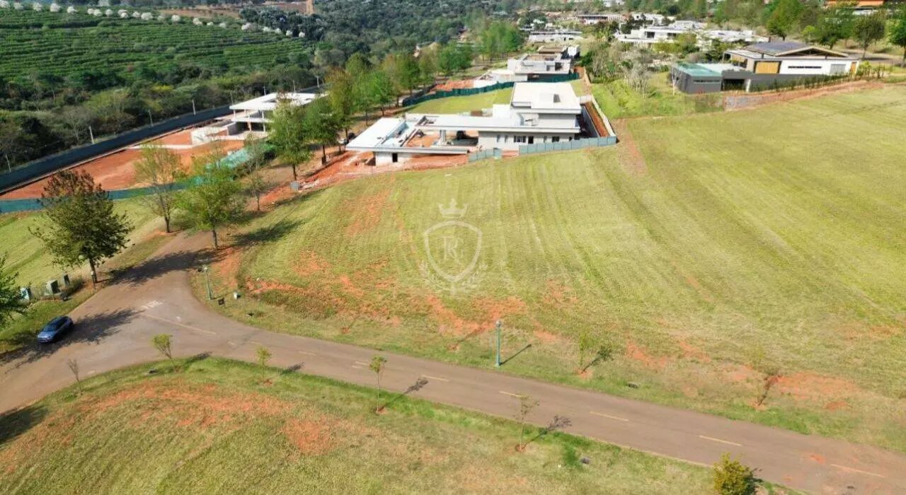 Terreno à Venda no Condomínio Quinta da Baroneza