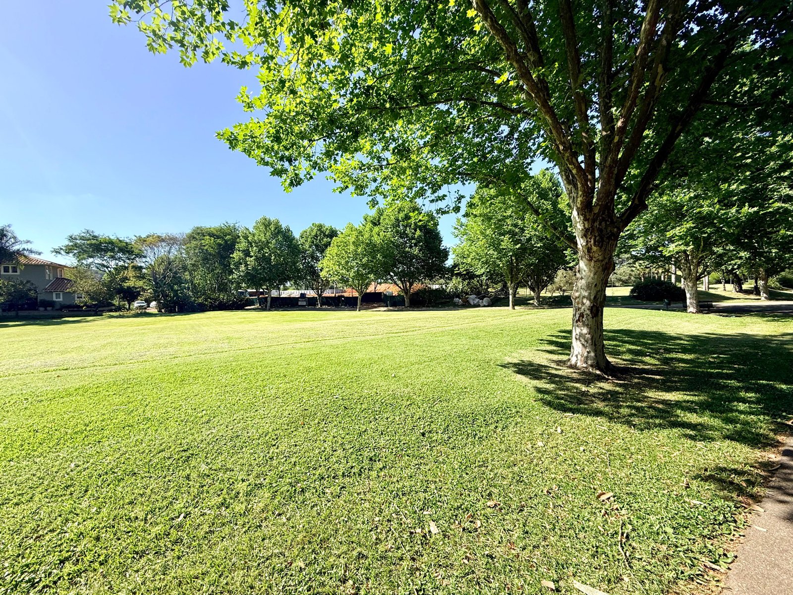 Terreno à venda no Condomínio Quinta da Baroneza 