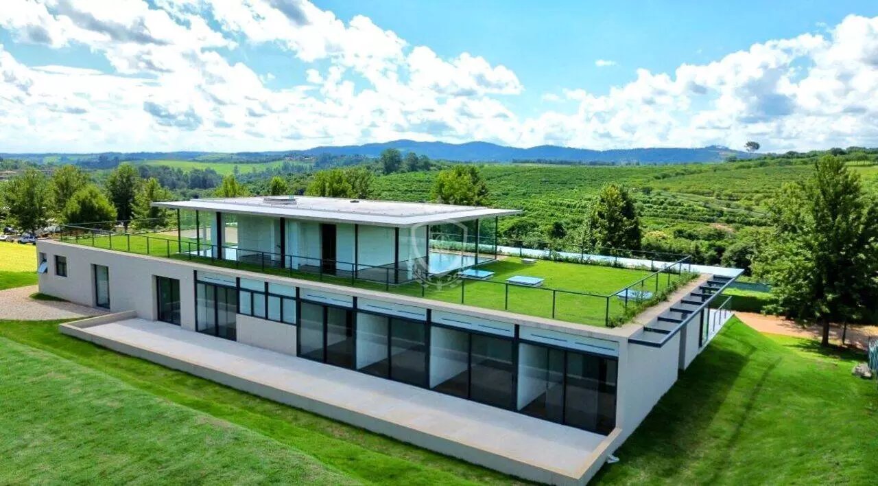 Casa com 6 Suítes à Venda no Condomínio Quinta da Baroneza