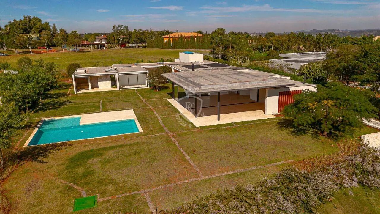 Casa com 6 Suítes à Venda no Condomínio Quinta da Baroneza