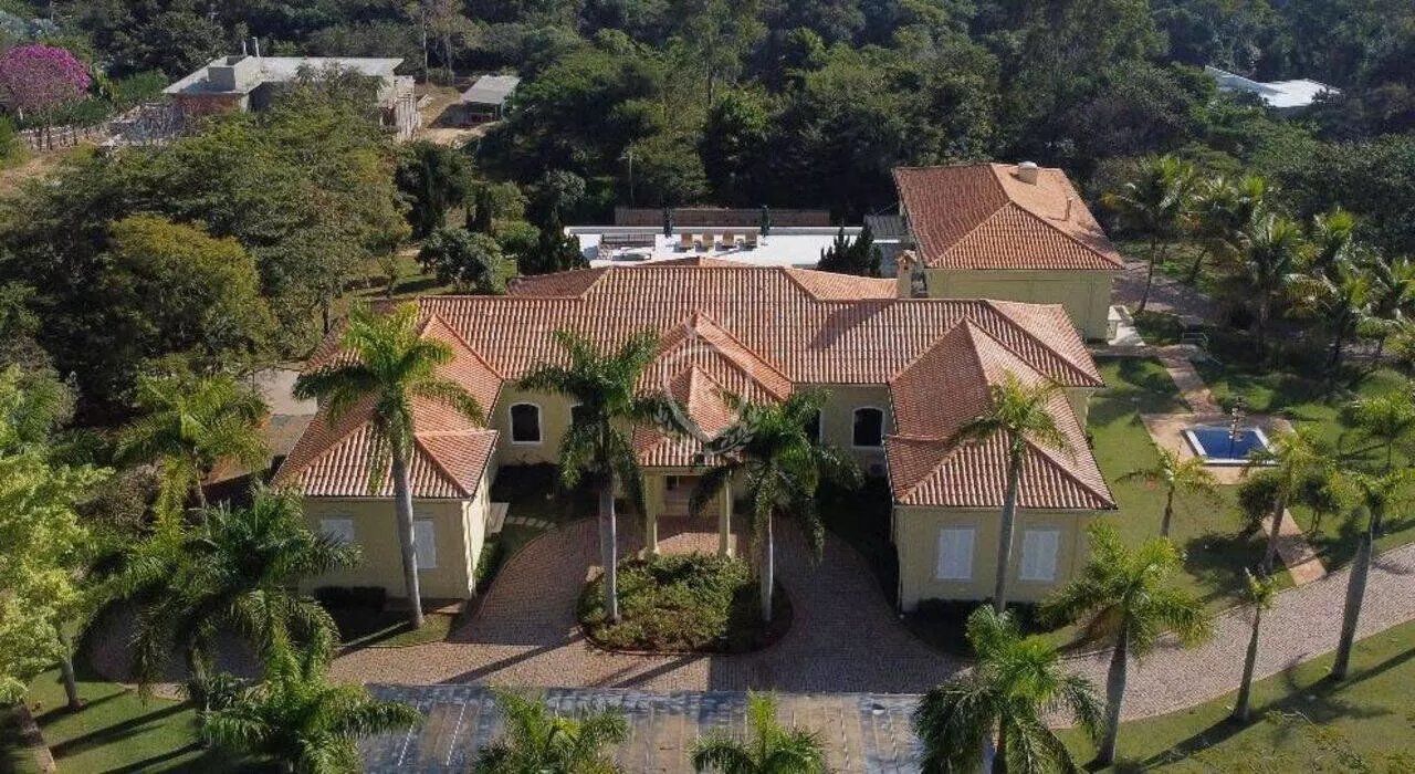 Casa com 3 Suítes à Venda no Condomínio Fazenda Vila Real Itu
