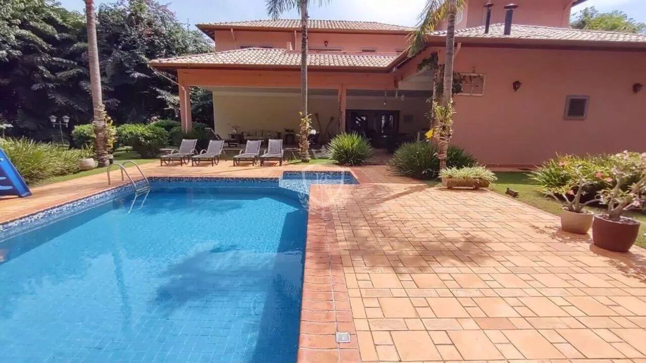 Casa com 5 Suítes à Venda no Condomínio Fazenda Vila Real Itu