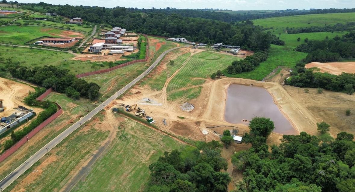 Terreno à venda no Fazenda Boa Vista