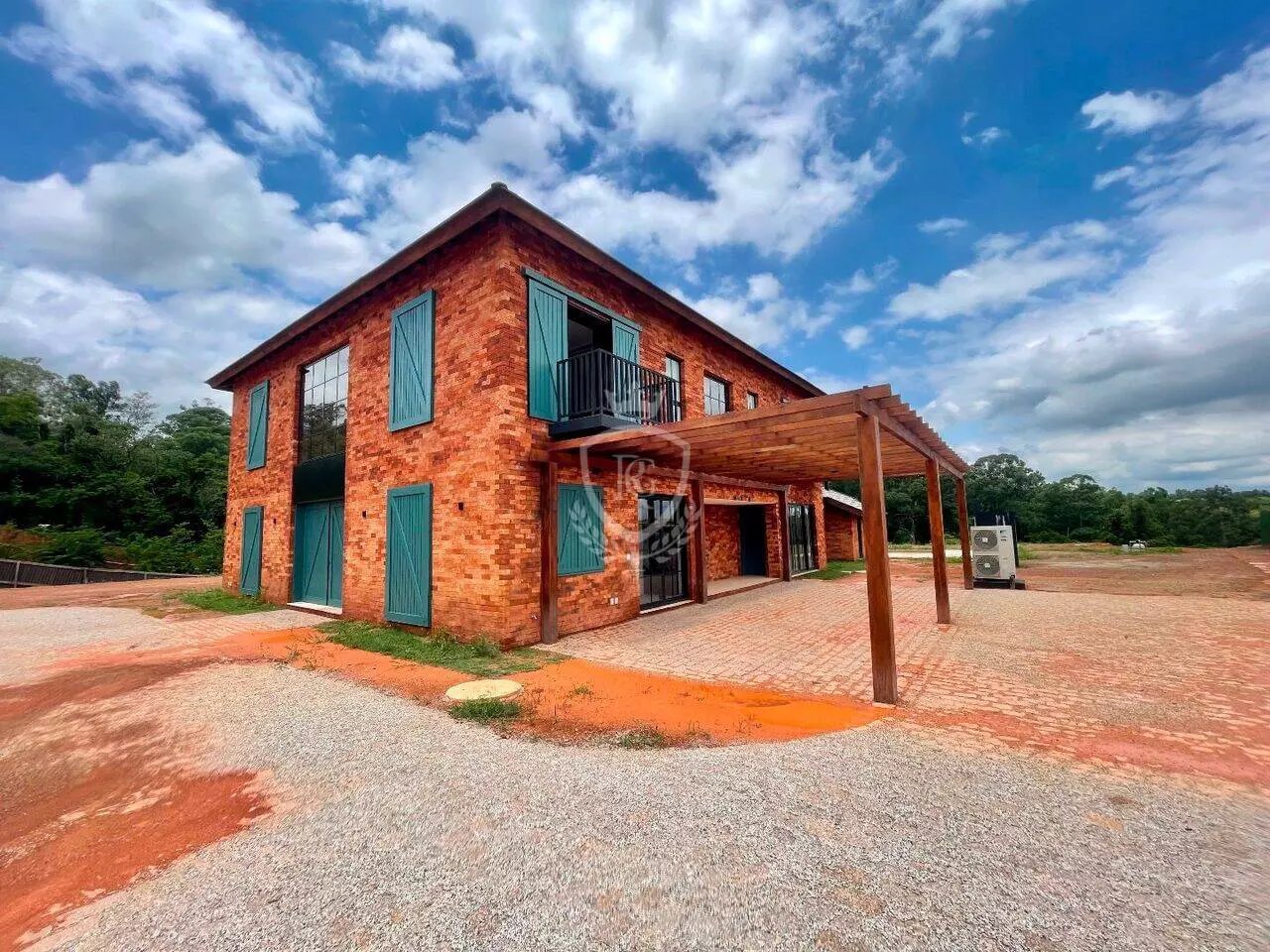 Casa com 6 Suítes à Venda no Condomínio Fazenda Boa Vista