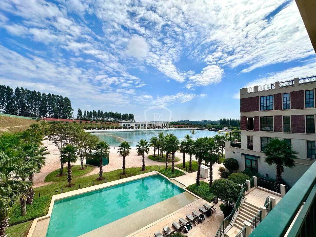 Apartamento com 437 m² à venda no Boa Vista Village