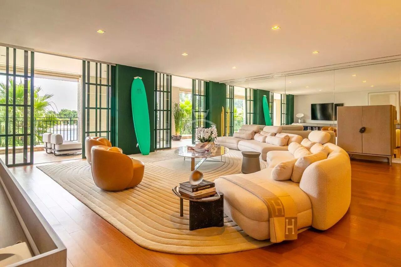 Apartamento com 270 m² à venda no Boa Vista Village