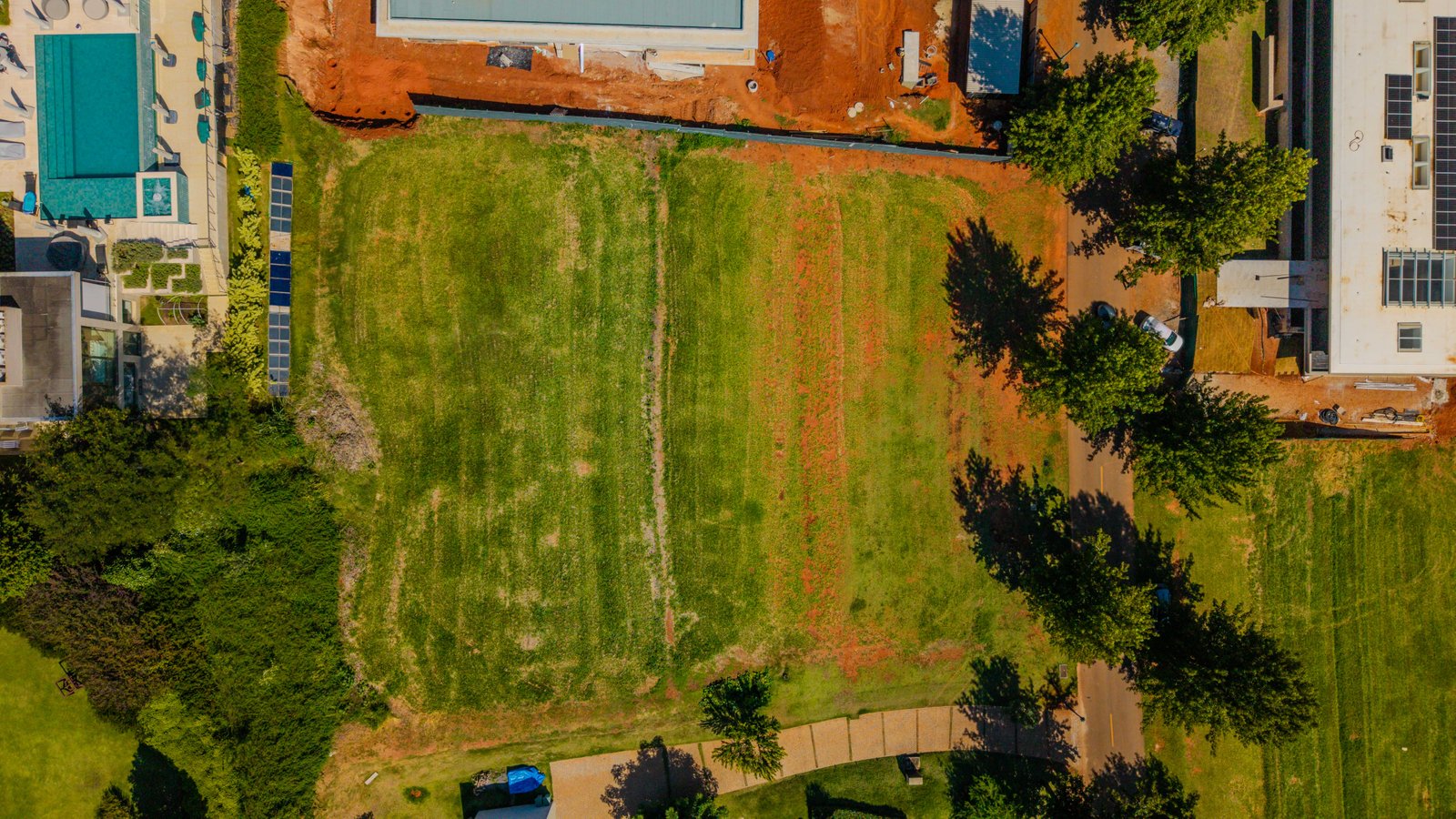 Terreno à venda no Condomínio Quinta da Baroneza