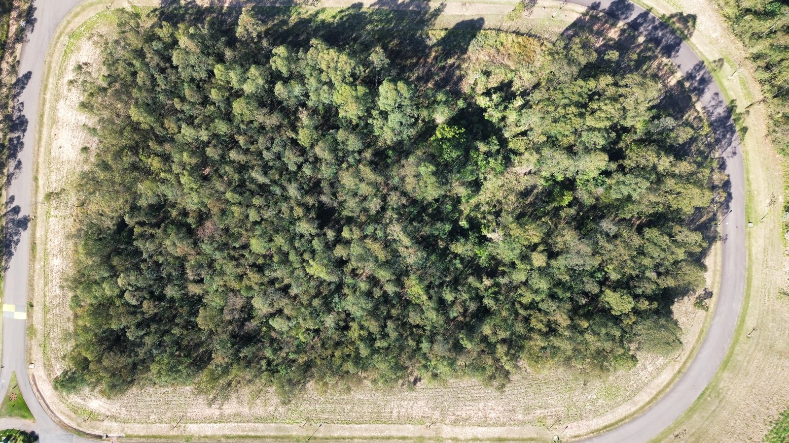 Terreno à Venda no Condomínio Terras de São José II