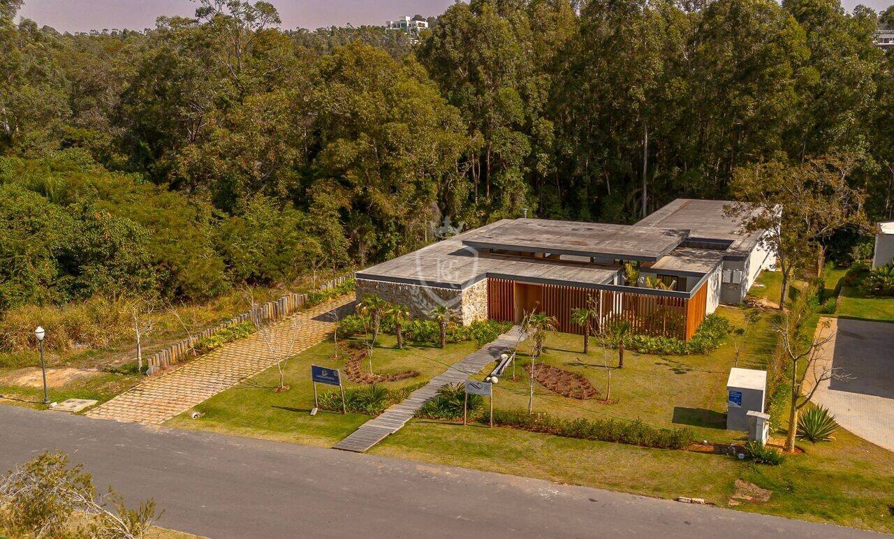 Casa com 6 Suítes à Venda no Condomínio Terras de São José II