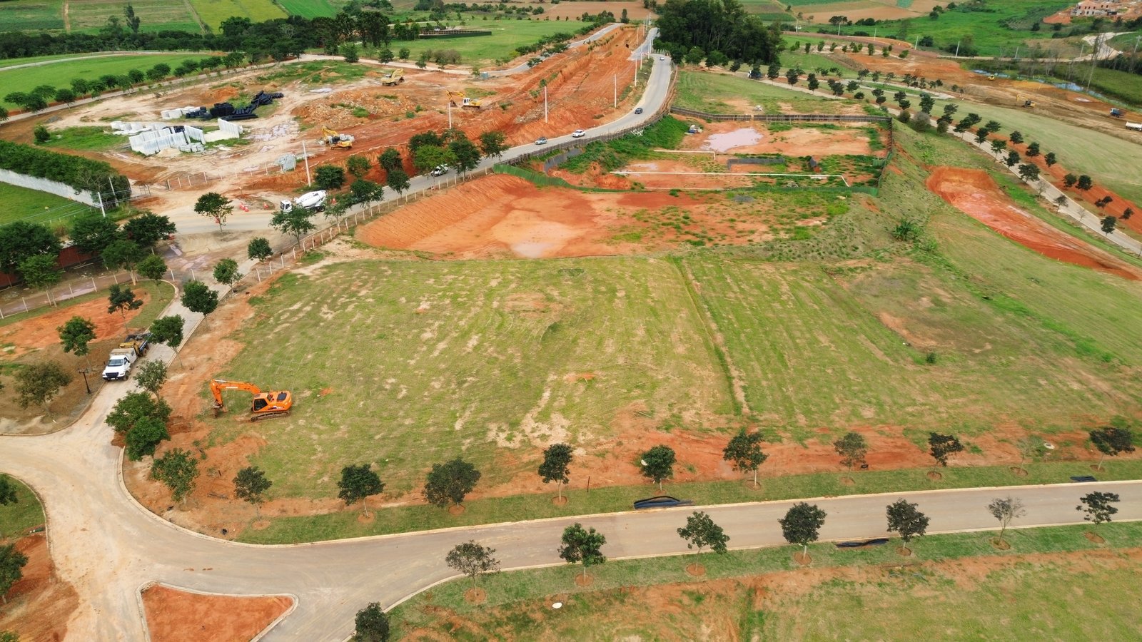 Terreno à venda no Village Porto Feliz